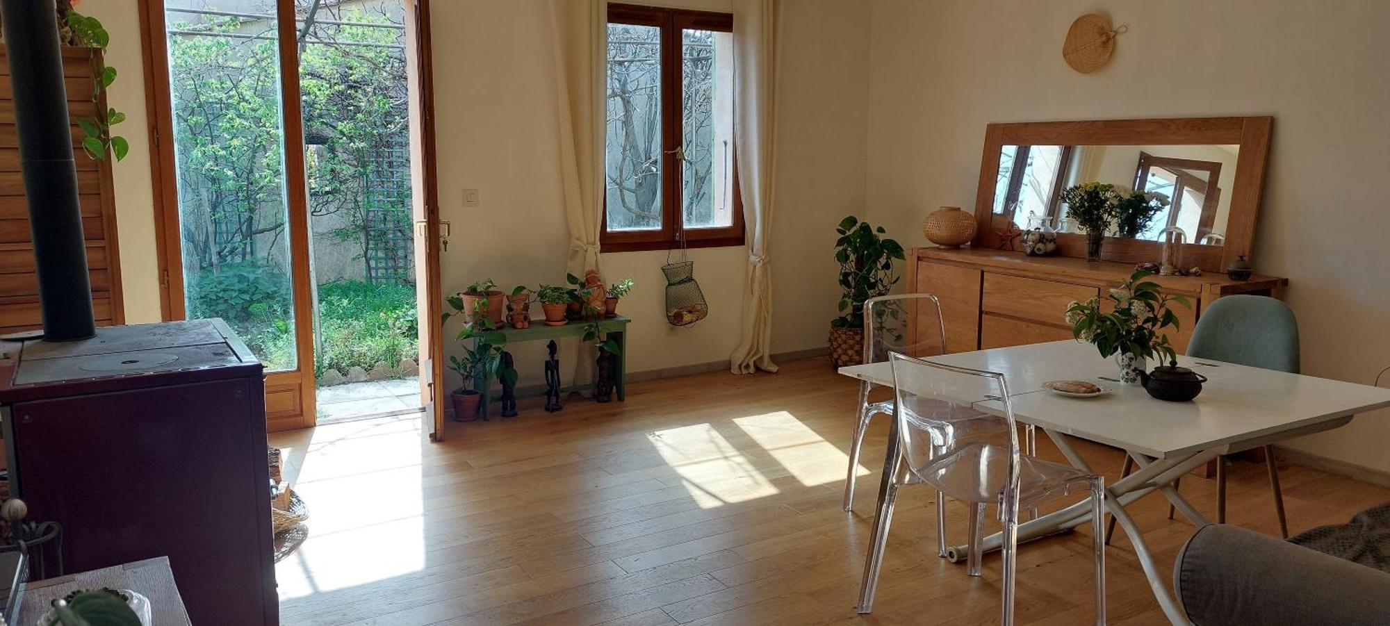 Villa 80 M2 Jardin Terrasse 3 Chambres Provence Volx Buitenkant foto