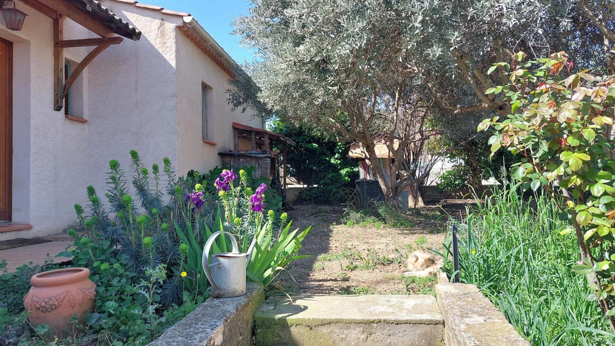 Villa 80 M2 Jardin Terrasse 3 Chambres Provence Volx Buitenkant foto