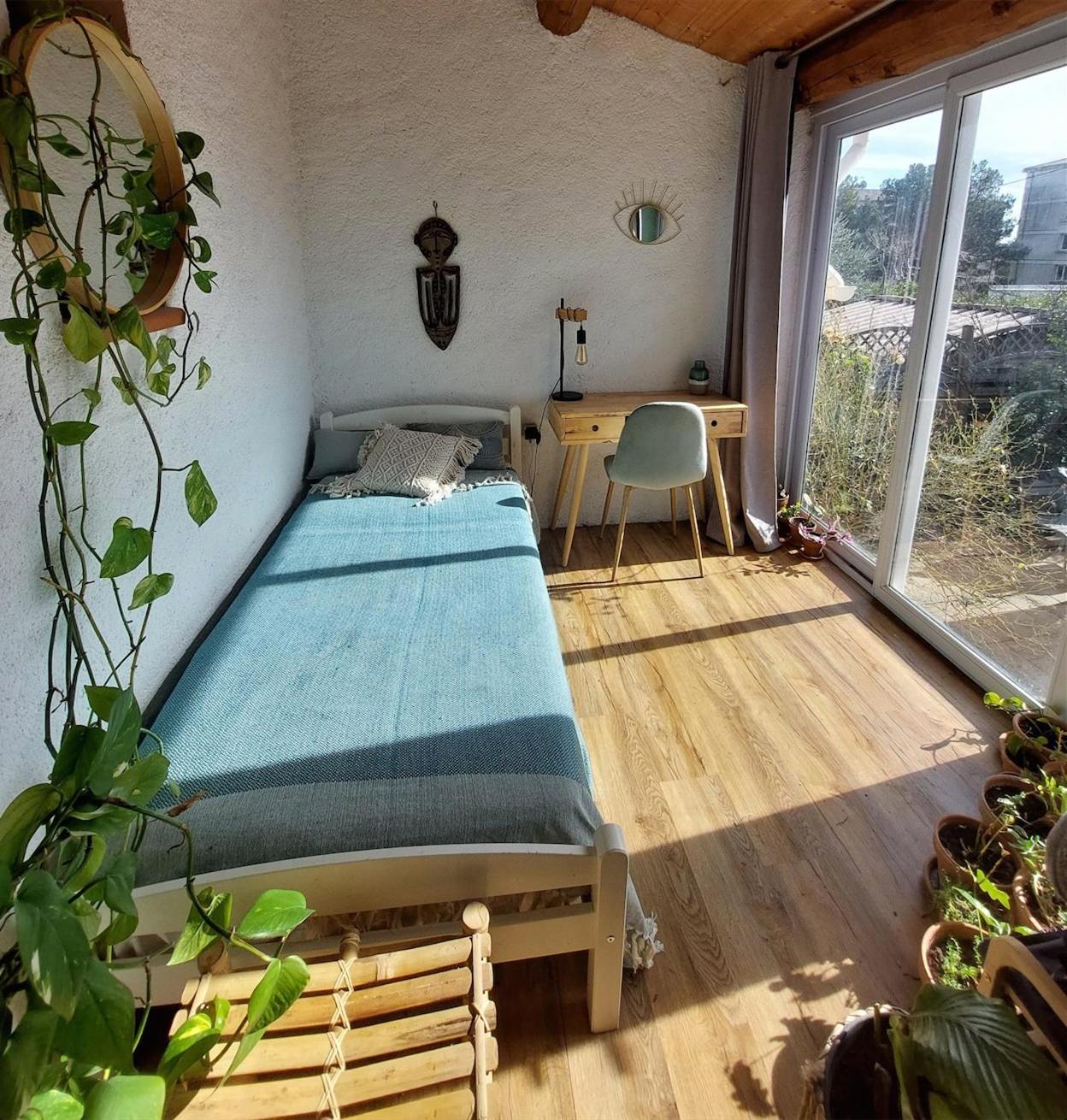 Villa 80 M2 Jardin Terrasse 3 Chambres Provence Volx Buitenkant foto